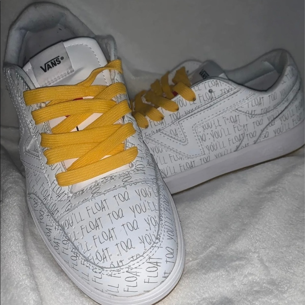 Pennywise VANS